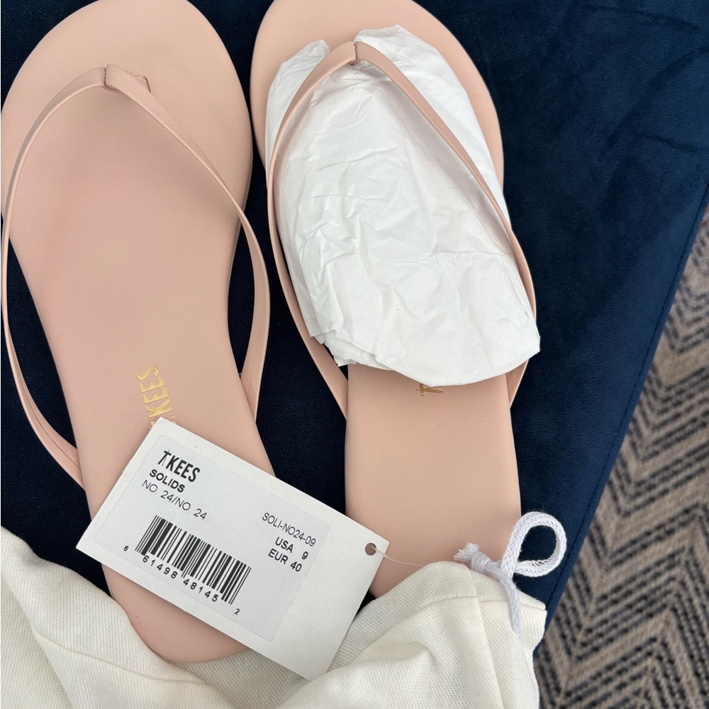 TKEES Pink Sandals light pink new with tags